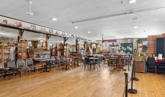 622 Maine Ave 624, Adell, WI 53001