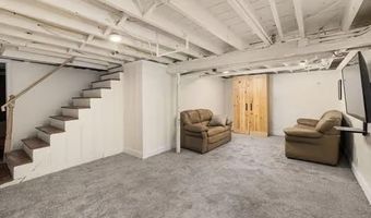 10 Long St, Johnston, RI 02919