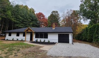 3116 Ridgehill Ave, Alliance, OH 44601