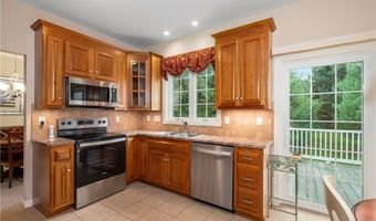 170 Providence Pike 47, North Smithfield, RI 02896