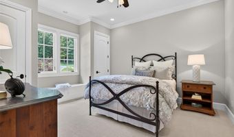 262 Dietrich Rd, Ballwin, MO 63021