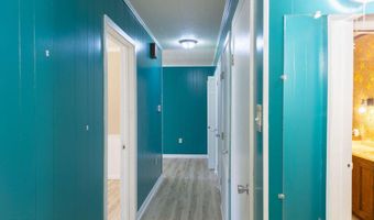 1058 S Berwick Ave, Basile, LA 70515