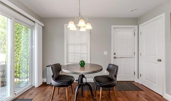 37 Union St, Lincoln, RI 02865
