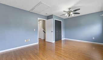 27 Crows Nest Ln 7E, Danbury, CT 06810
