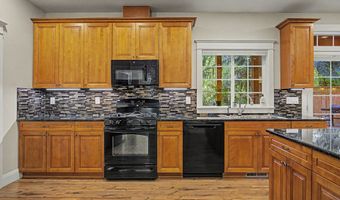 64100 E RELTON Ln, Brightwood, OR 97011
