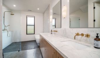 1833 Hookili Rd Unit A, Haiku, HI 96708