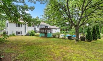 18 Magnolia Ln, Coventry, RI 02816
