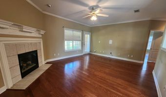 1817 Regalwood Dr, Albany, GA 31721