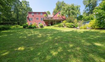 7 S Ridge Rd, Brookfield, CT 06804