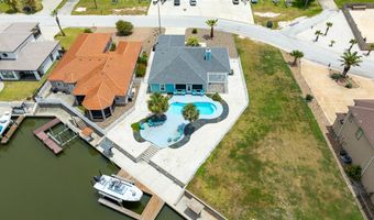 1074 S BAY St, Aransas Pass, TX 78336