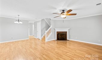 637 Mountainwater Dr, Charlotte, NC 28262