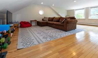 379 Bay View Dr, Bar Harbor, ME 04609
