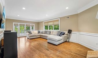 35 Franklin Tpke, Allendale, NJ 07401