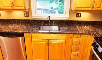 7109 CAPTAINS COVE Ct, Alexandria, VA 22315