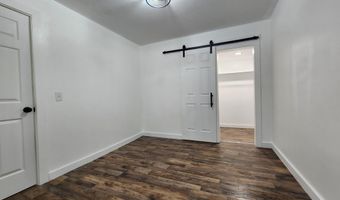 506 S Griffith Ave, Aurora, MO 65605