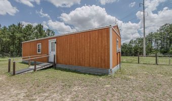 422 Mcduff Dr, Alford, FL 32420