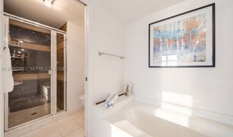 3530 Mystic Pointe Dr 2013, Aventura, FL 33180