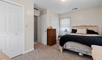 5479 S 200 E, Anderson, IN 46017