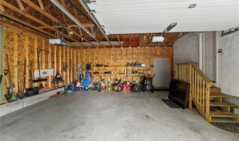 54 Novelty Rd, Warwick, RI 02889