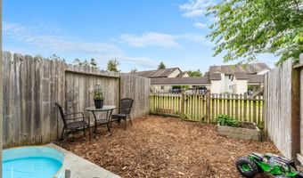 962 Courtyard Cir, Arcata, CA 95521