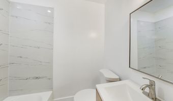 3918 10TH St NE 4, Washington, DC 20017