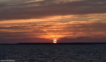 409 3rd St, Beach Haven, NJ 08008