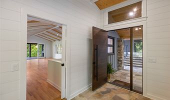 905 Cold Mountain Rd, Lake Toxaway, NC 28747