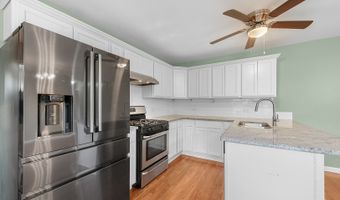 111 E Magnolia St, Arlington Heights, IL 60005