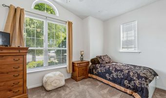 170 Sylvan Lake Blvd, Bayville, NJ 08721