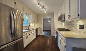 290 Oakmere Dr, Alpharetta, GA 30009
