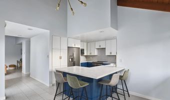 325 S Sierra Ave 20, Solana Beach, CA 92075