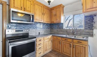 729 N 11th Ave, Buhl, ID 83316