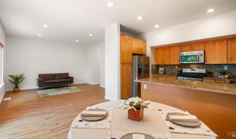 606 Santa Ana Cir, Santa Rosa, CA 95404
