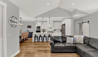 22404 S FOREST PARK Rd, Beavercreek, OR 97004