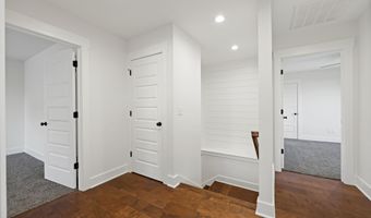 3471 Hawks Creek Dr, Apison, TN 37302