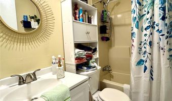 40 Toadstool Knoll Ln, Charlestown, RI 02813