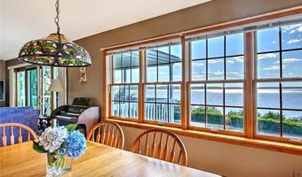 585 Seaside Dr, Jamestown, RI 02835