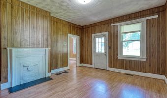 8120 2nd St, Boiling Springs, SC 29316