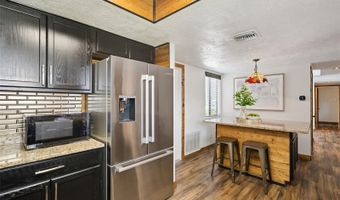 916 E CLEVELAND St, Apopka, FL 32703