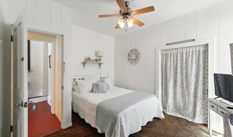513 S Wayne St, Angola, IN 46703