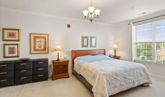 44589 YORK CREST Ter 300, Ashburn, VA 20147