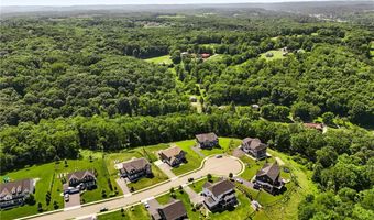 214 Stoneridge Ln, Adams Twp., PA 16046