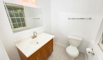 7822 QUILL POINT Dr, Bowie, MD 20720