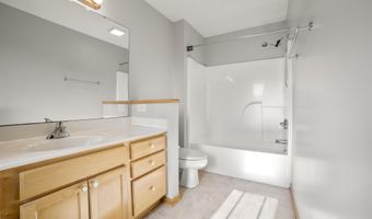 52 Wood Brook Way, Fitchburg, WI 53711