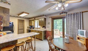 600 Forest Dr, Bloomfield, IN 47424