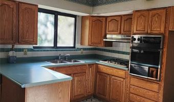 1852 Edgemont Dr, Arnold, MO 63010