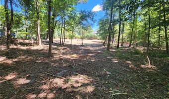 6389 WINDSOR Dr, Acworth, GA 30102