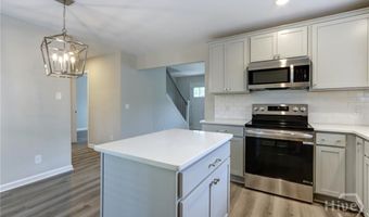 115 Turnbuckle Ct, Savannah, GA 31410