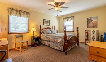 19422 Stirrup Dr, Abingdon, VA 24211