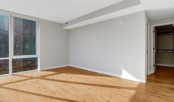 1781 N PIERCE St 1404, Arlington, VA 22209